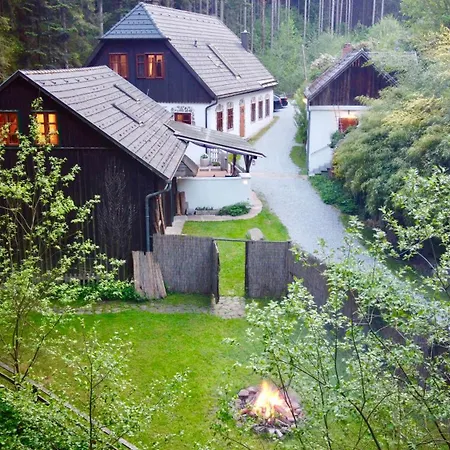 Gillausklause - Eine Insel Im Wald - Waldviertel Villa Gillaus